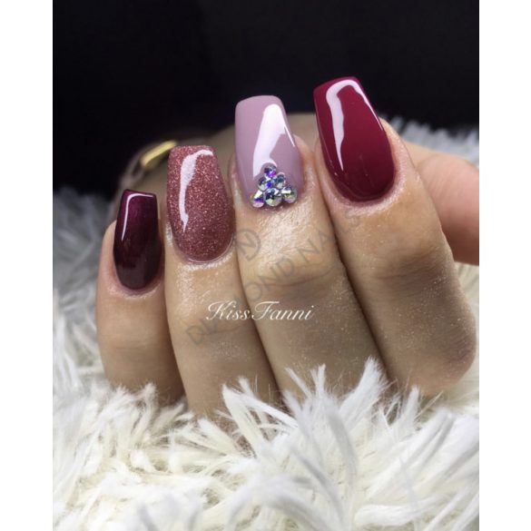 Gel Polish - DN069 Aubergine Pearl