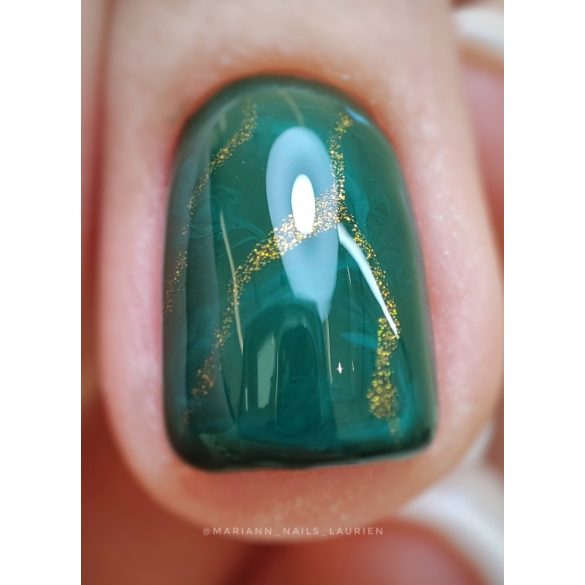 Gel Polish - DN009 Velvet Green