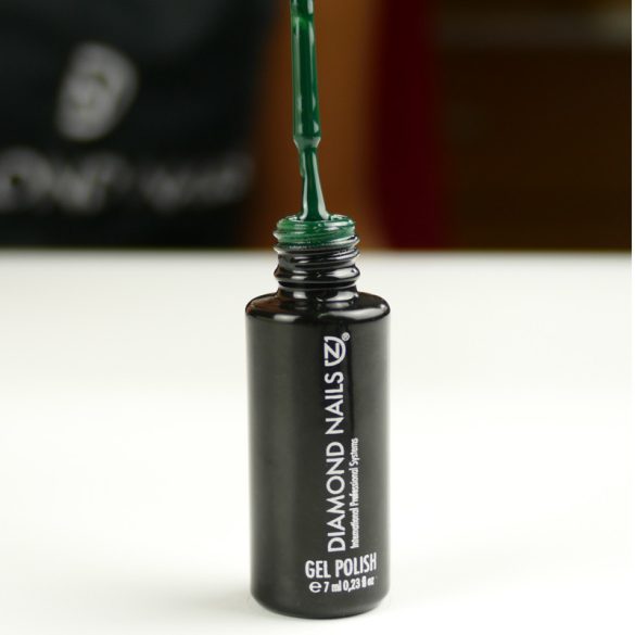 Gel Polish - DN009 Velvet Green